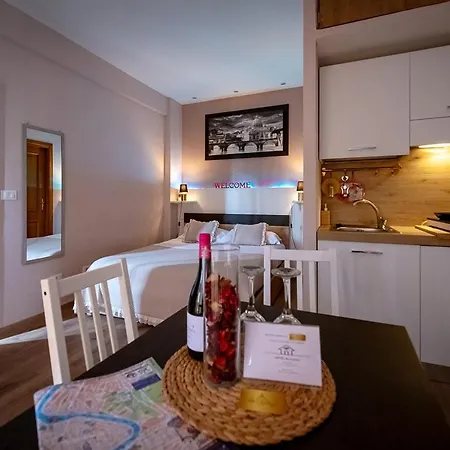 St Peter's Boutique Roma